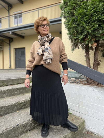 Rise skjørt med plisse