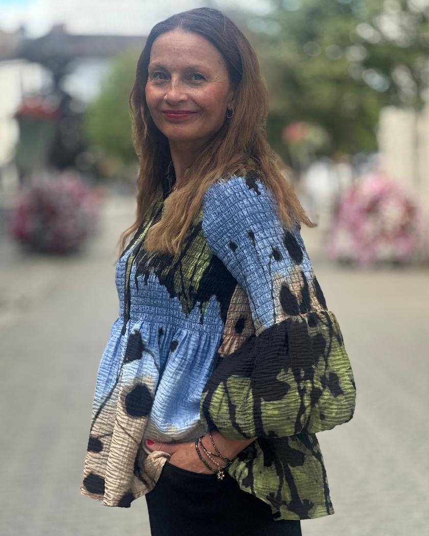 Bluse m smock og print