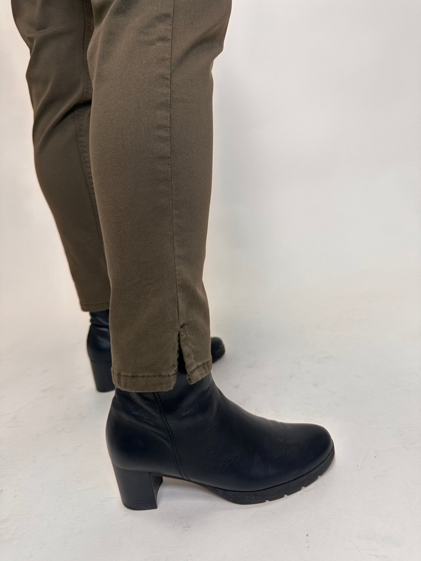 70 Suzanne bukse twill stretch