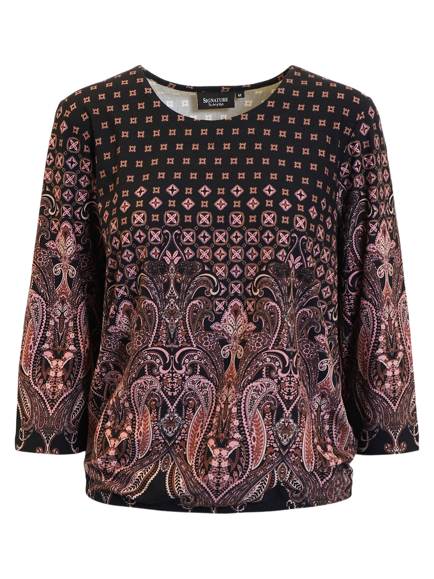 Topp med 3/4 ermer, geometrisk og paisley mønster i rosa og svart, merke "SIGNATURE".