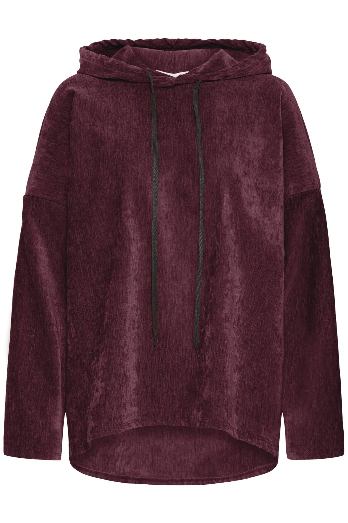 Dyp burgunder hoodie med svarte snorer og høy-lav kant, lengre bak enn foran.