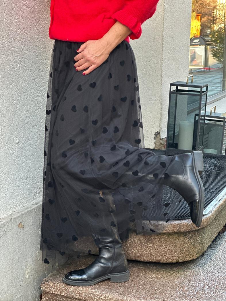 Tyll skjørt m strikk m hjerte