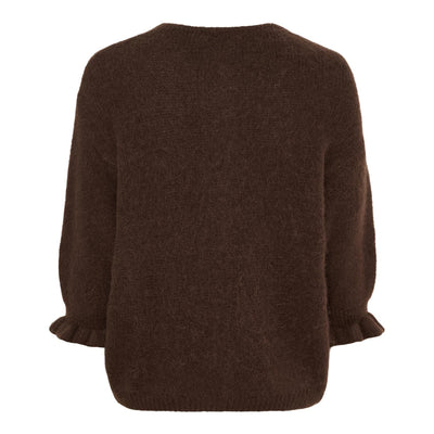 Brun strikket cardigan sett bakfra med rund hals og lange ermer.