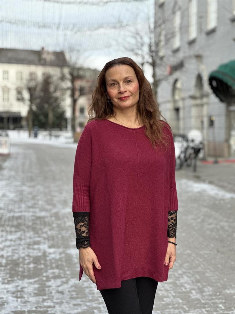 Oversized genser m splitt-Gensere og veste-Imprezz
