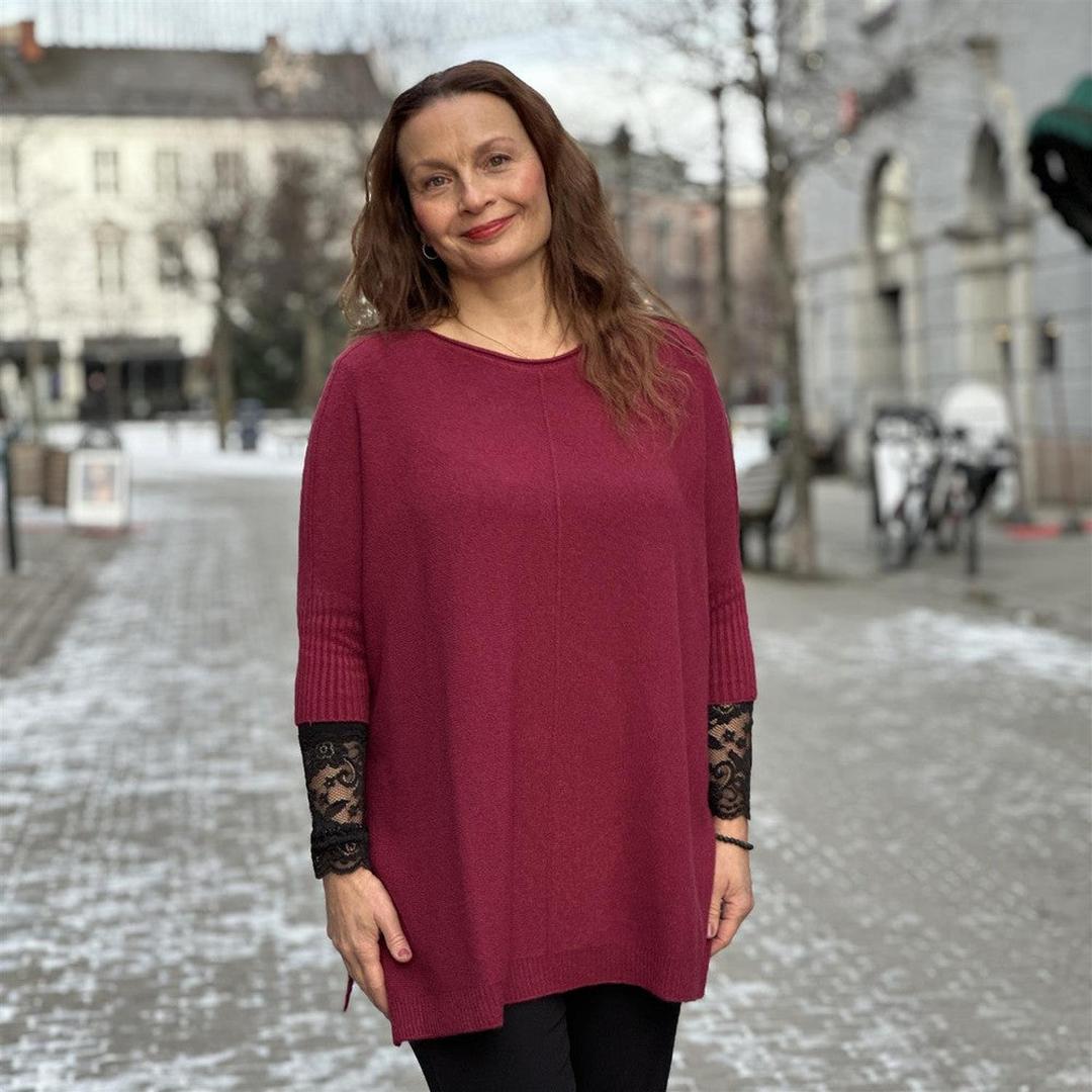 Oversized genser m splitt-Gensere og veste-Imprezz