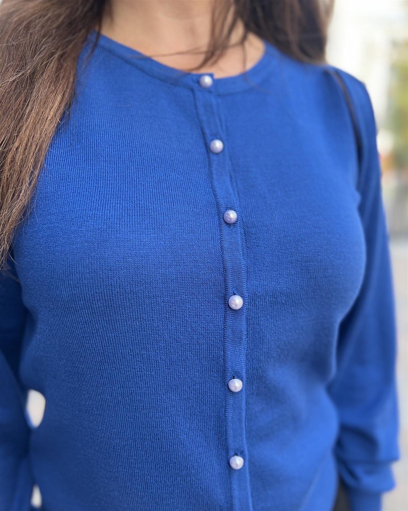 Cardigan-knit Light
